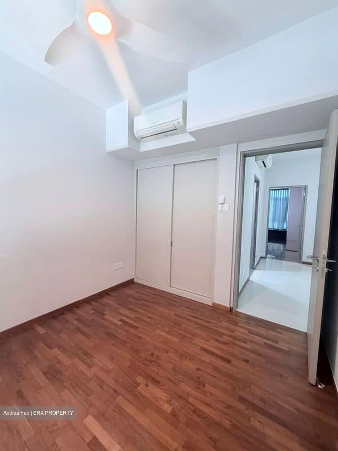 East Signature (D15), Apartment #617669801